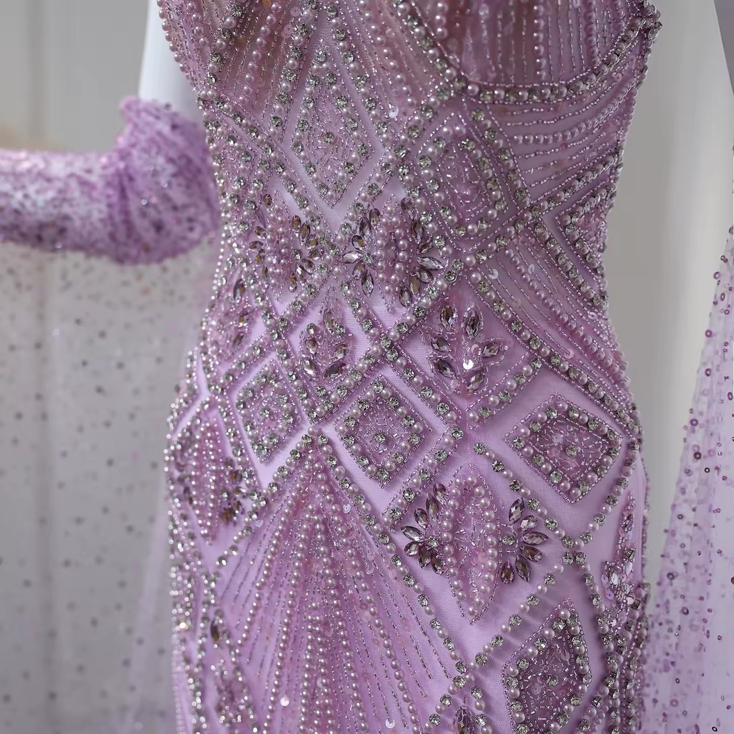 Luxury Lilac Evening Dress with Gloves Cape Sleeves Long Straight