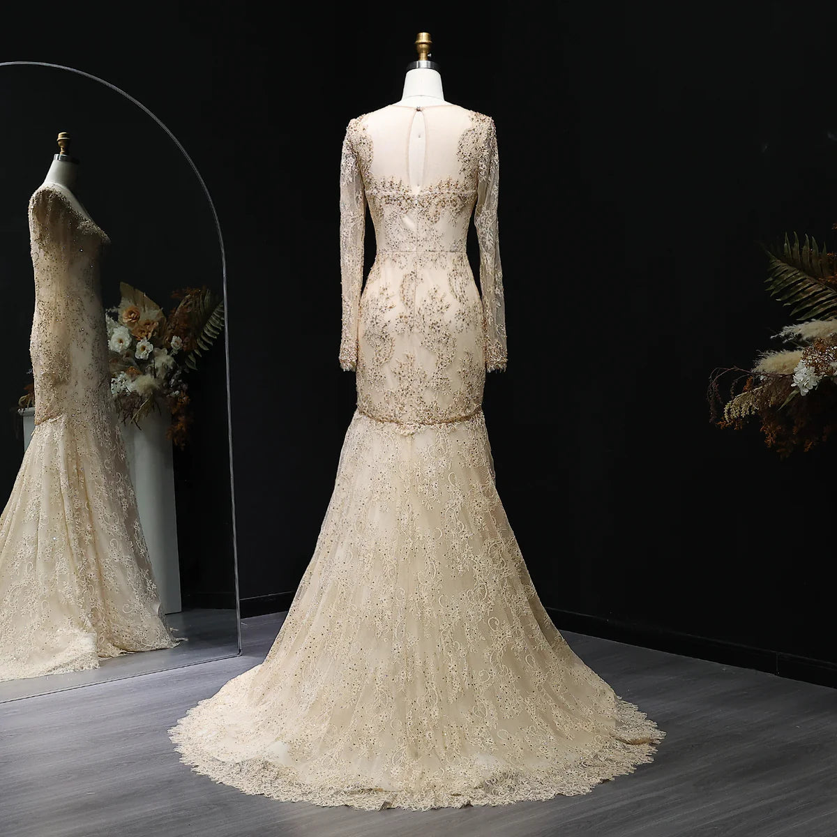 “Lace Elegance” Gown – Beaded Gold Embroidery in Mermaid Silhouette