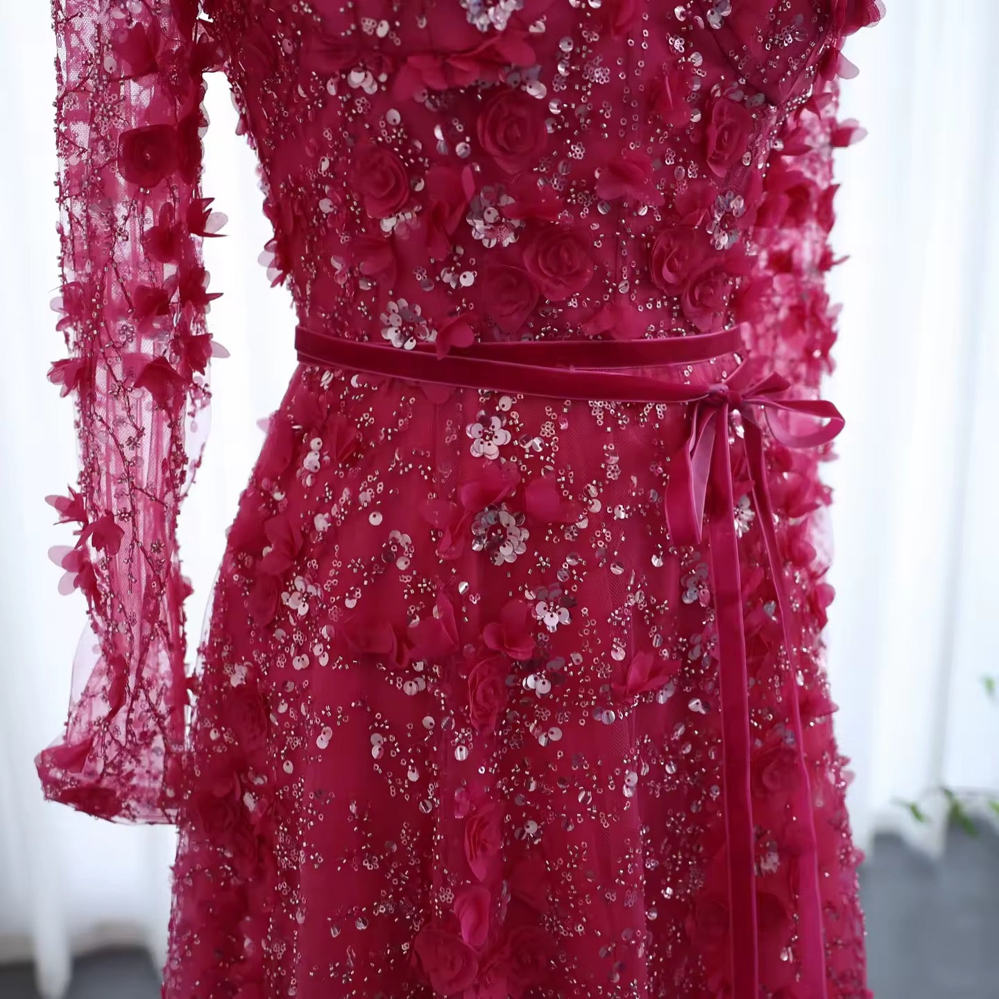 Luxury 3D Flower Long Sleeves Evening Dress