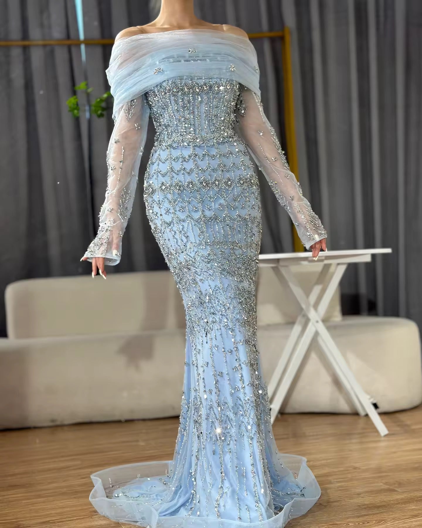 Mermaid Elegant Short and long Sleeves Evening Dresses