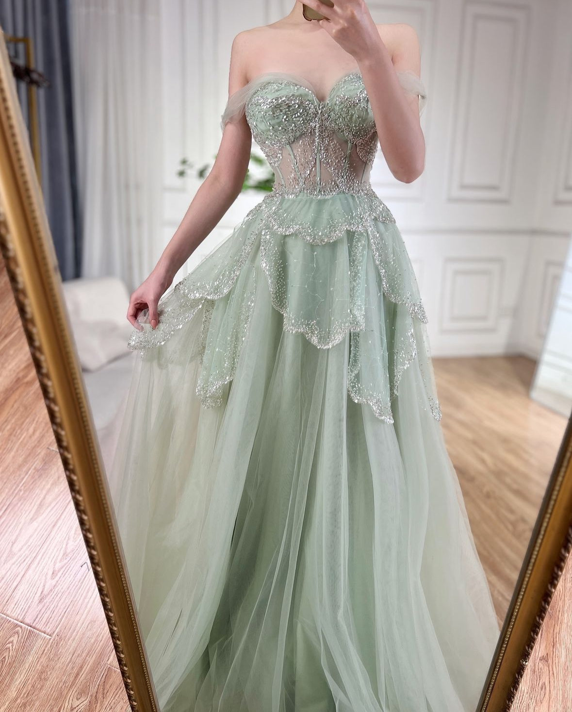 A-Line Elegant Spaghetti Strap Luxury Beaded Evening Dress