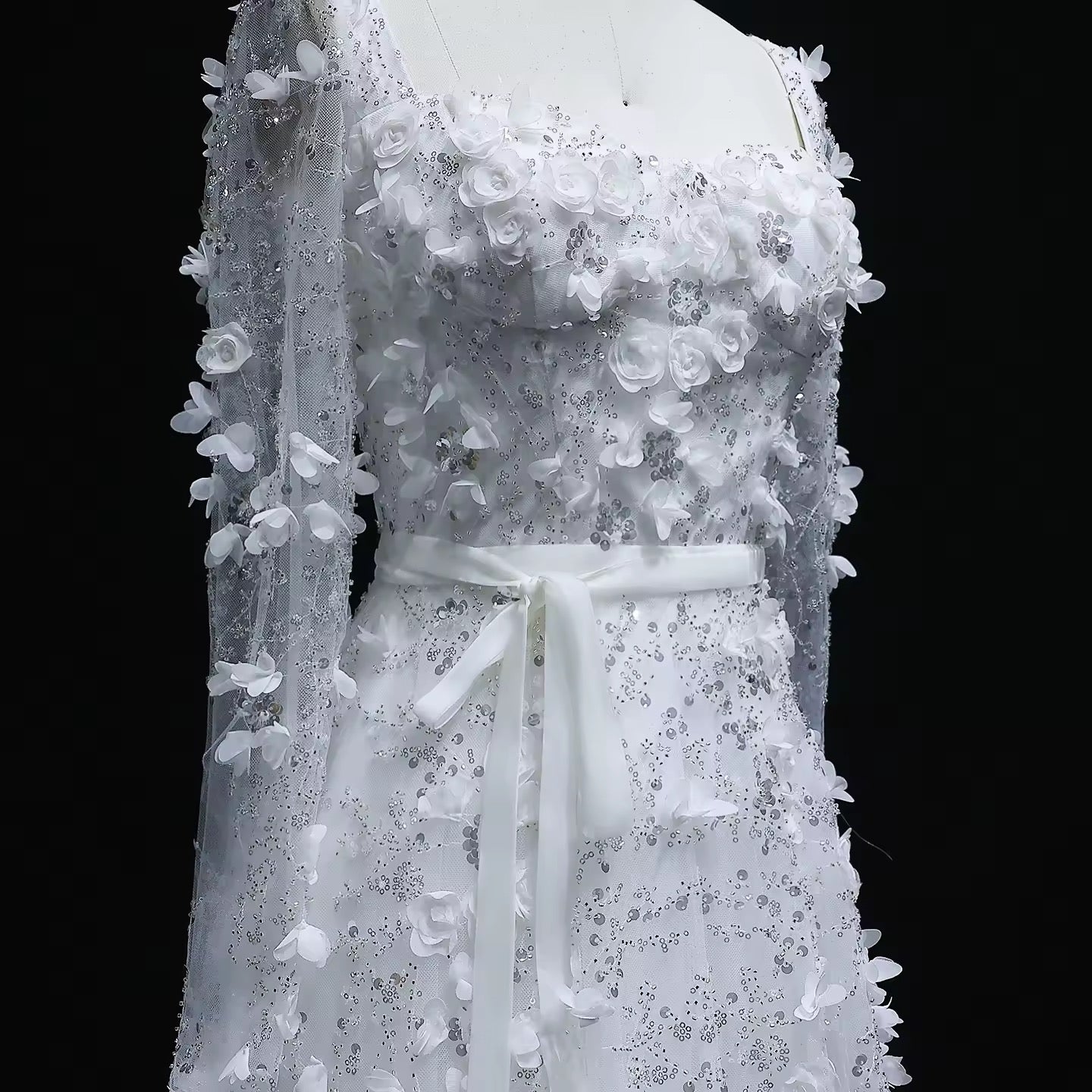 Luxury 3D Flower Long Sleeves Evening Dress