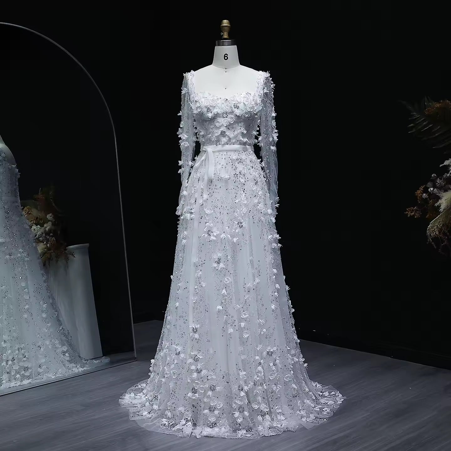 Luxury 3D Flower Long Sleeves Evening Dress