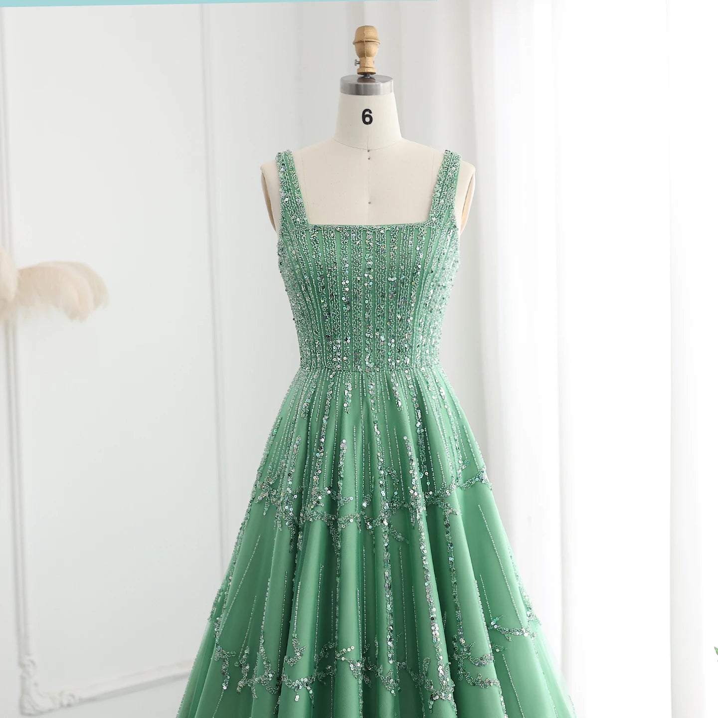 Luxury Dubai Beaded Green Evening Dress for Women Wedding Straps /Sqaure Engagement Party Dresses