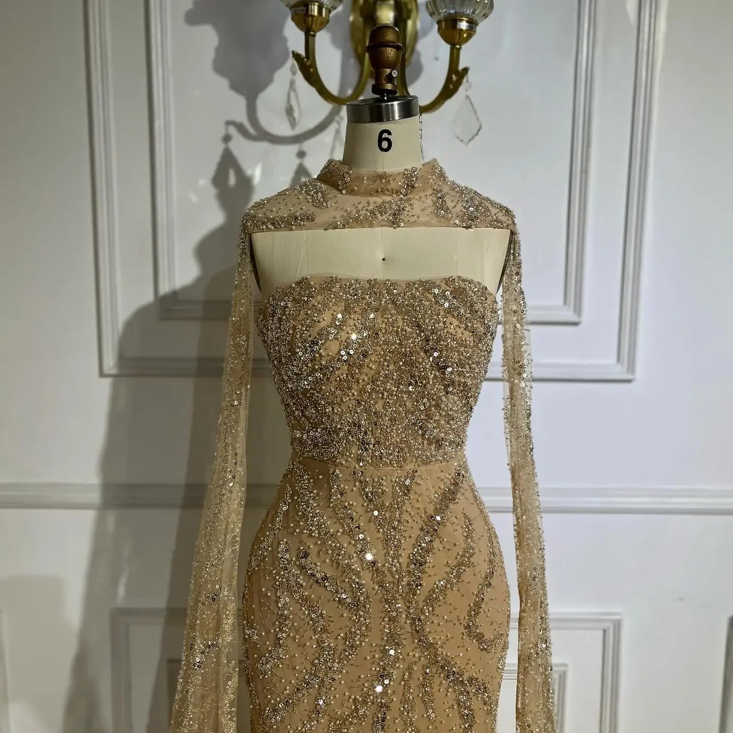 Luxury detachable dress with a lace-up back