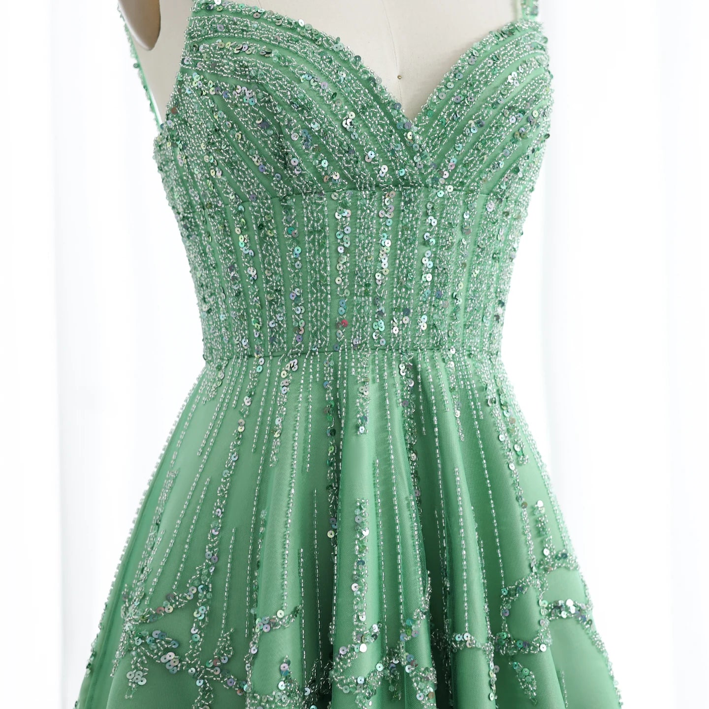 Luxury Dubai Beaded Green Evening Dress for Women Wedding Straps /Sqaure Engagement Party Dresses