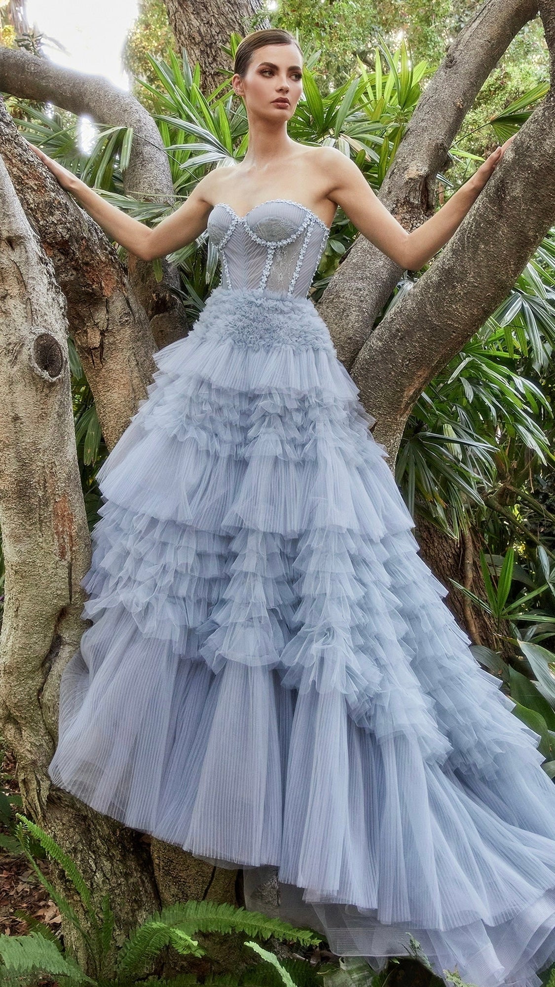 Elegant Ball Gown Blue Tulle Evening Dress