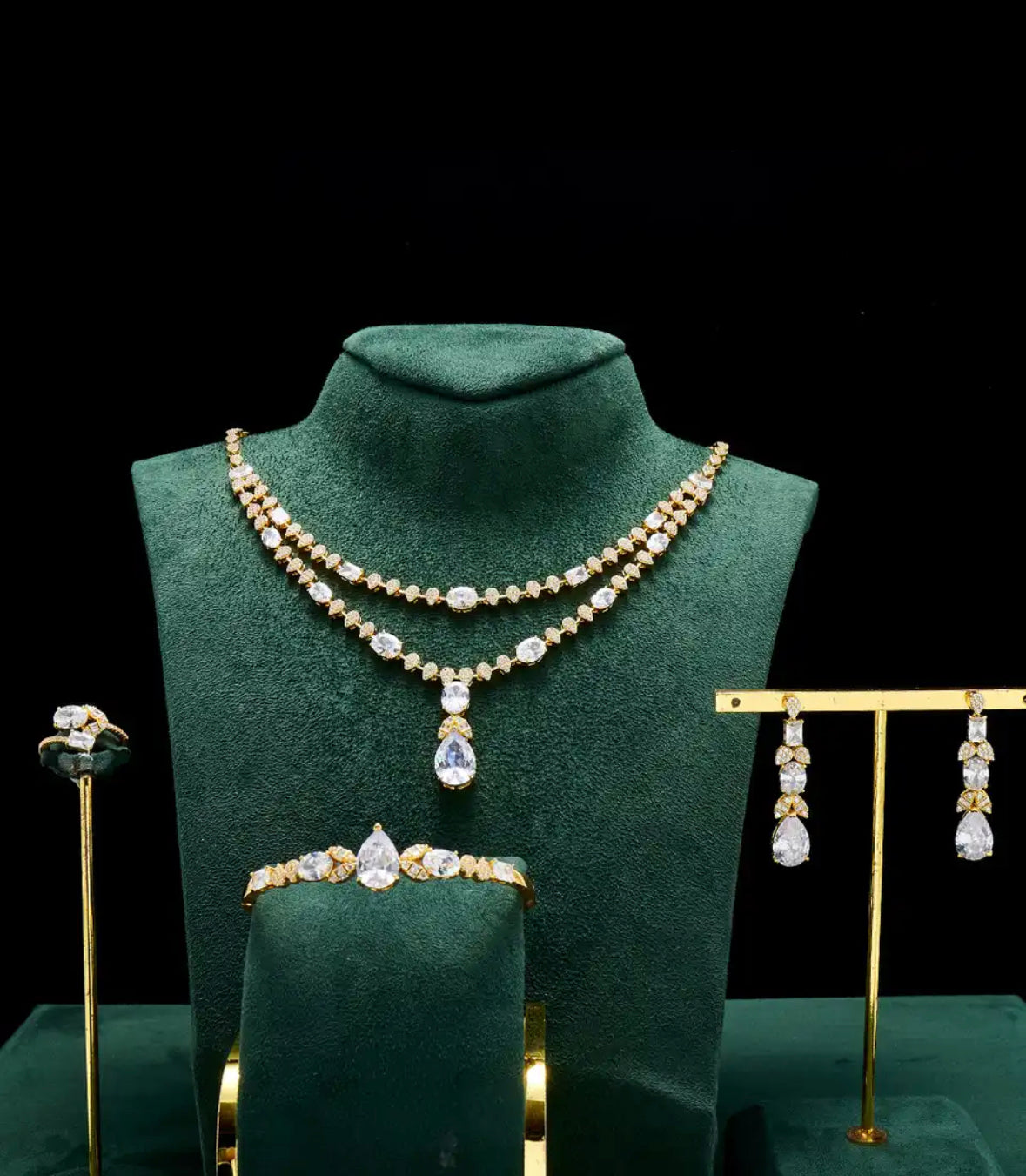 Unique Jewelry Set for Women 4PCS Cubic Zircon