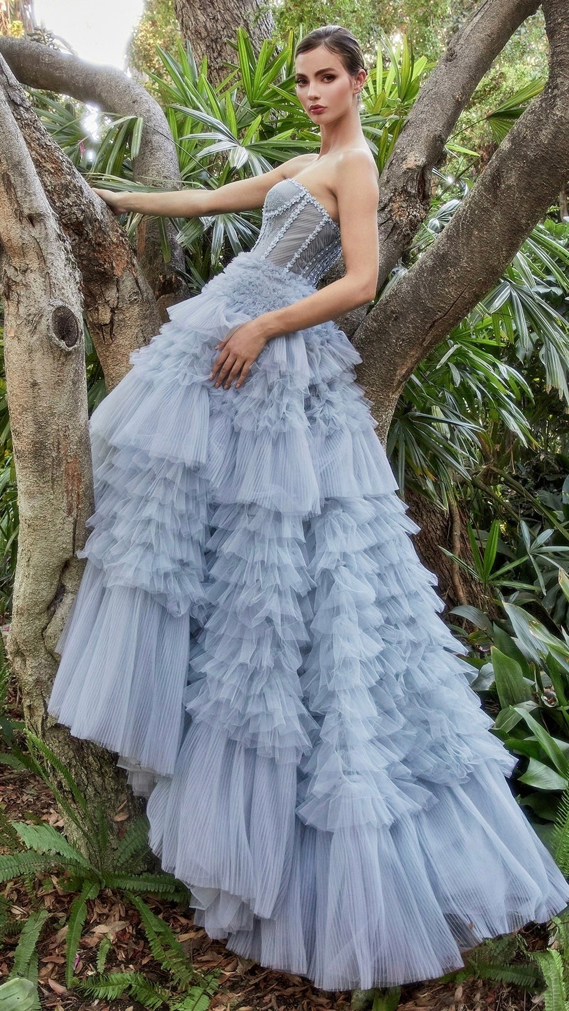 Elegant Ball Gown Blue Tulle Evening Dress