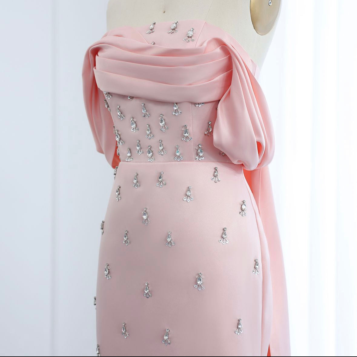 Luxury Baby Pink Off Shoulder Evening Dress