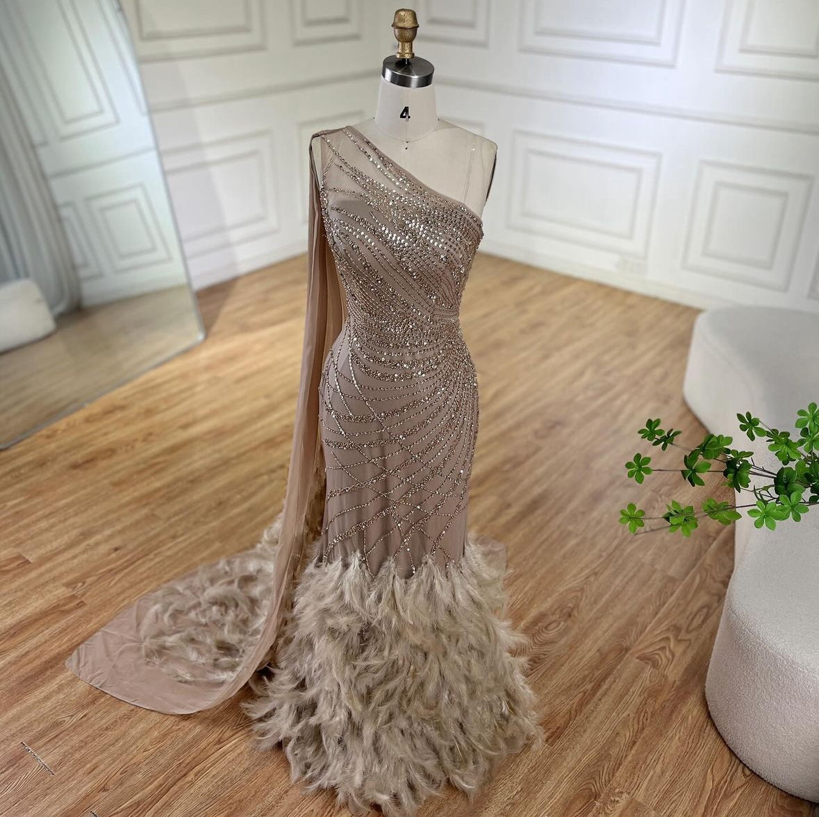 Luxury Feather One Shoulder Evening Dress