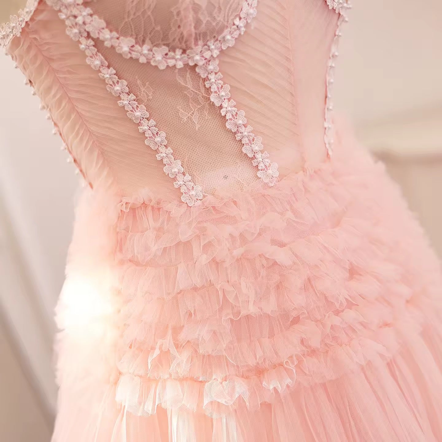 Elegant Ball GownTulle Evening Dress