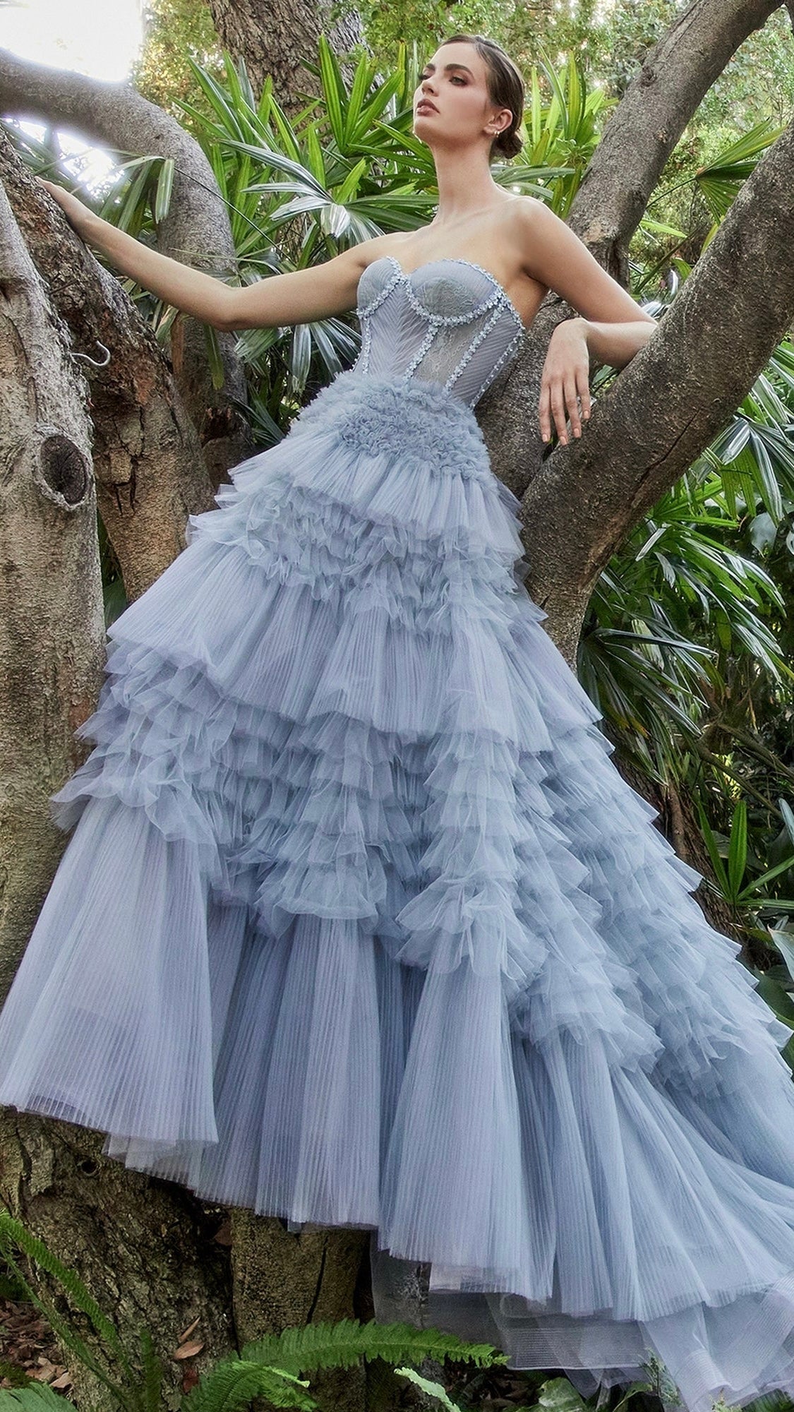 Elegant Ball Gown Blue Tulle Evening Dress