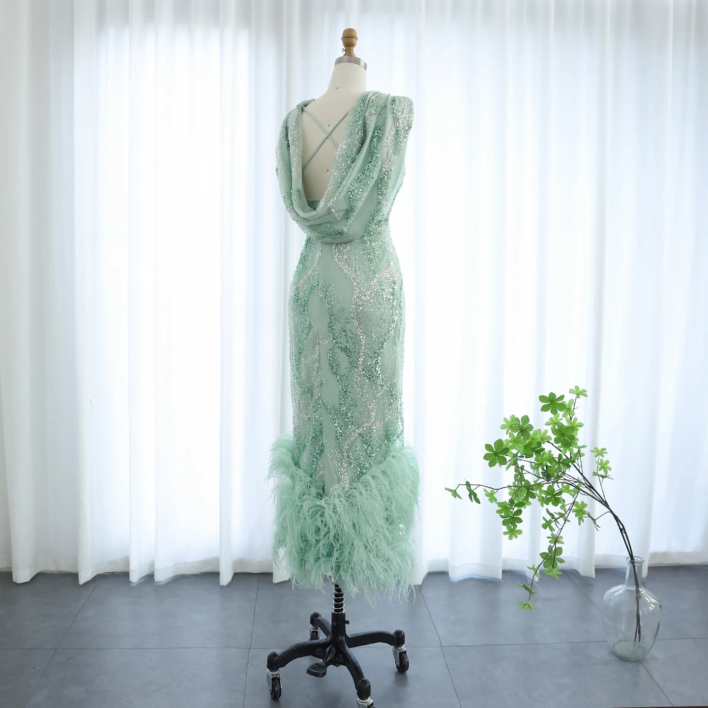 Luxury Feathers Sage Green Elegnt Evening Dress