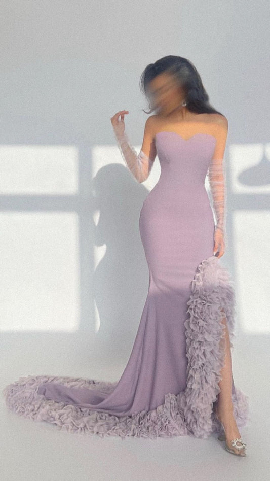 Lilac dress with ruffles