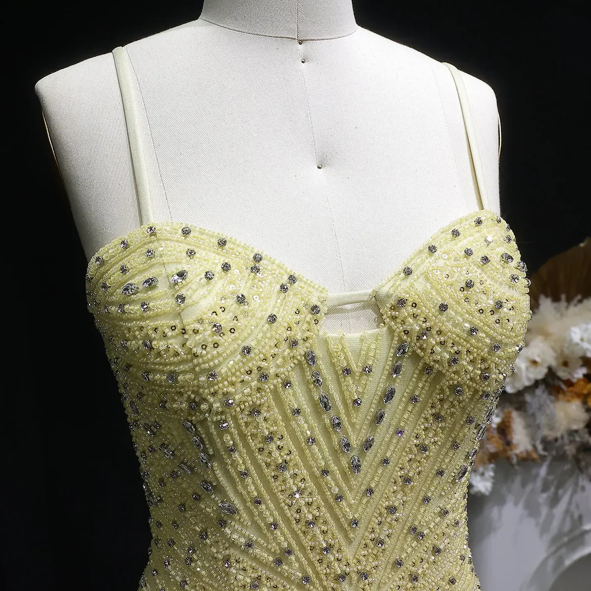 Glamorous Fully Beaded Bodycon Fringe Dress with Art Deco Patterns