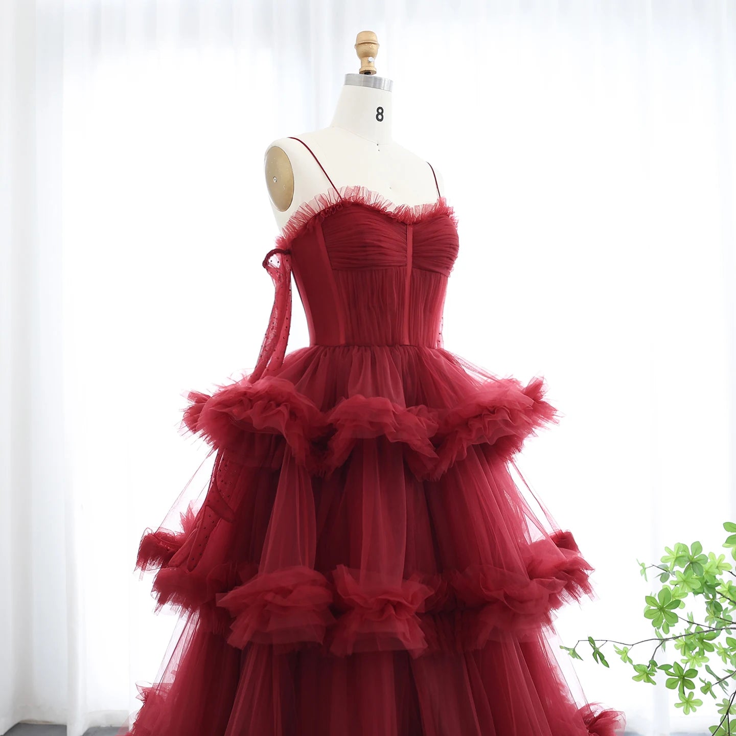 Burgundy Tulle Tiered Ruffles Evening Dress with Gloves