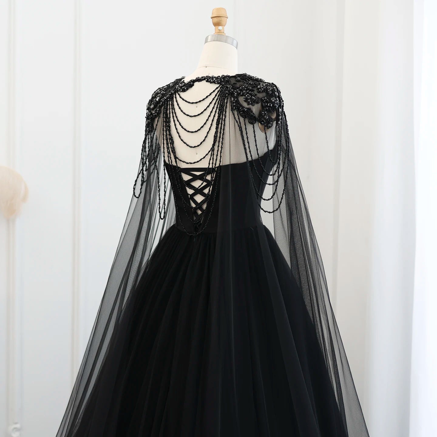 Gothic Tulle Evening Dress with Cape Sleeves Elegant