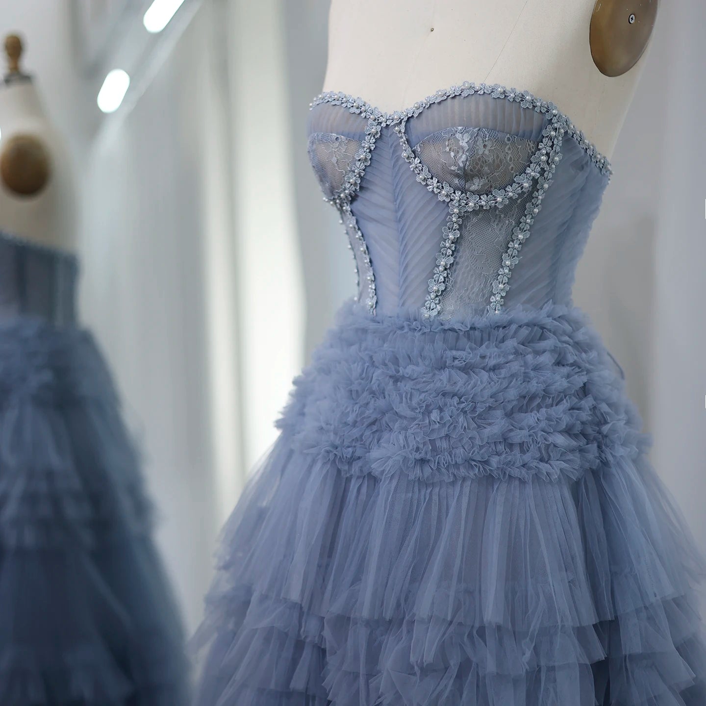 Elegant Ball Gown Blue Tulle Evening Dress