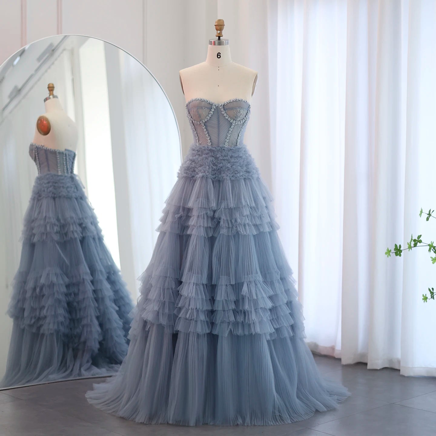 Elegant Ball Gown Blue Tulle Evening Dress