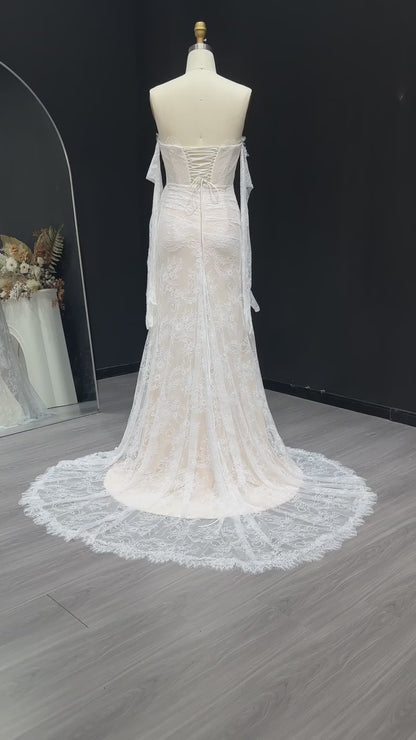 ‏Elegant Luxury Lace Dress with Detached Sleeves